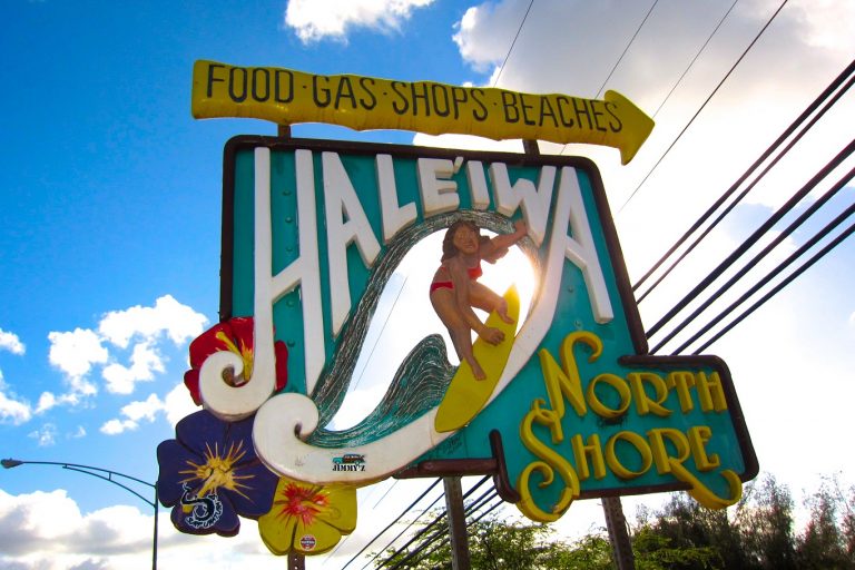 Haleiwa_sign